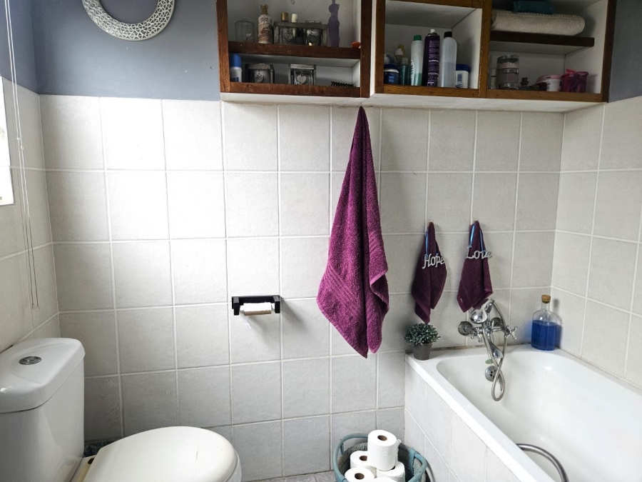 2 Bedroom Property for Sale in Pearly Beach Western Cape